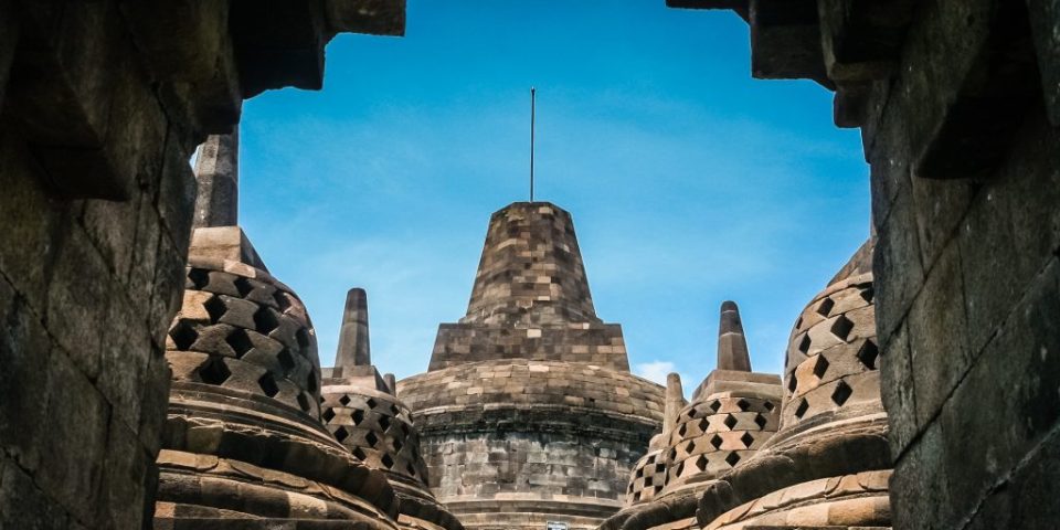 borobudur-temple-in-java-e1608536982992.jpg